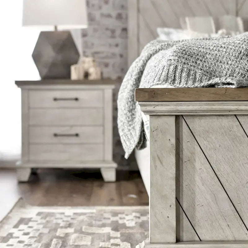 Rustic Two-Tone 4-Piece Bedroom Set - Queen/King